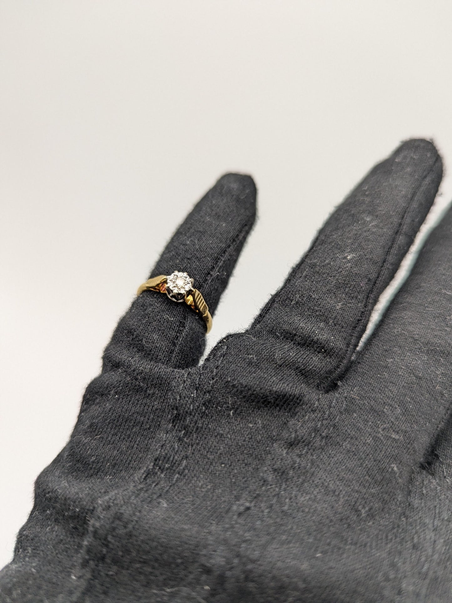 18k Edwardian UK Gold Cathedral Diamond Engagement Wedding Ring Diamond Solitaire England