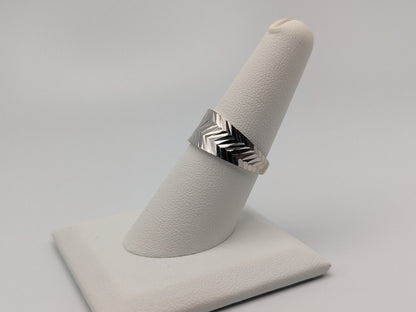 White Gold 10k Diamond Cut ZigZag Flat Tapered Band 9mm Textured Wedding Cigar Ring