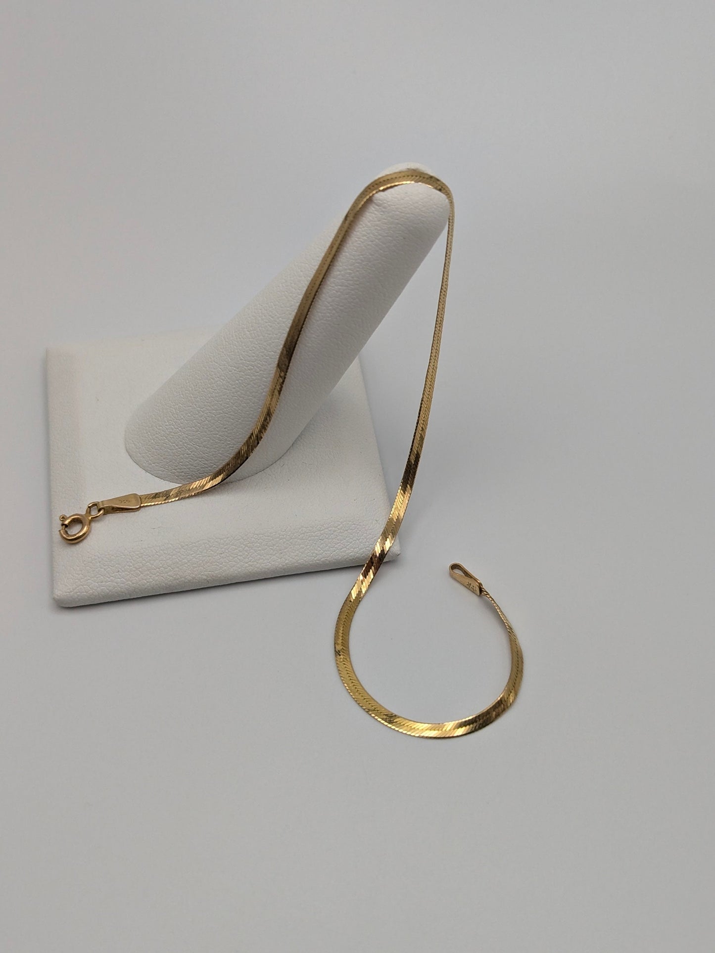 Yellow Gold 14k Italian Herring Bone Bracelet. 14k Herring Bone Chain Bracelet 9"