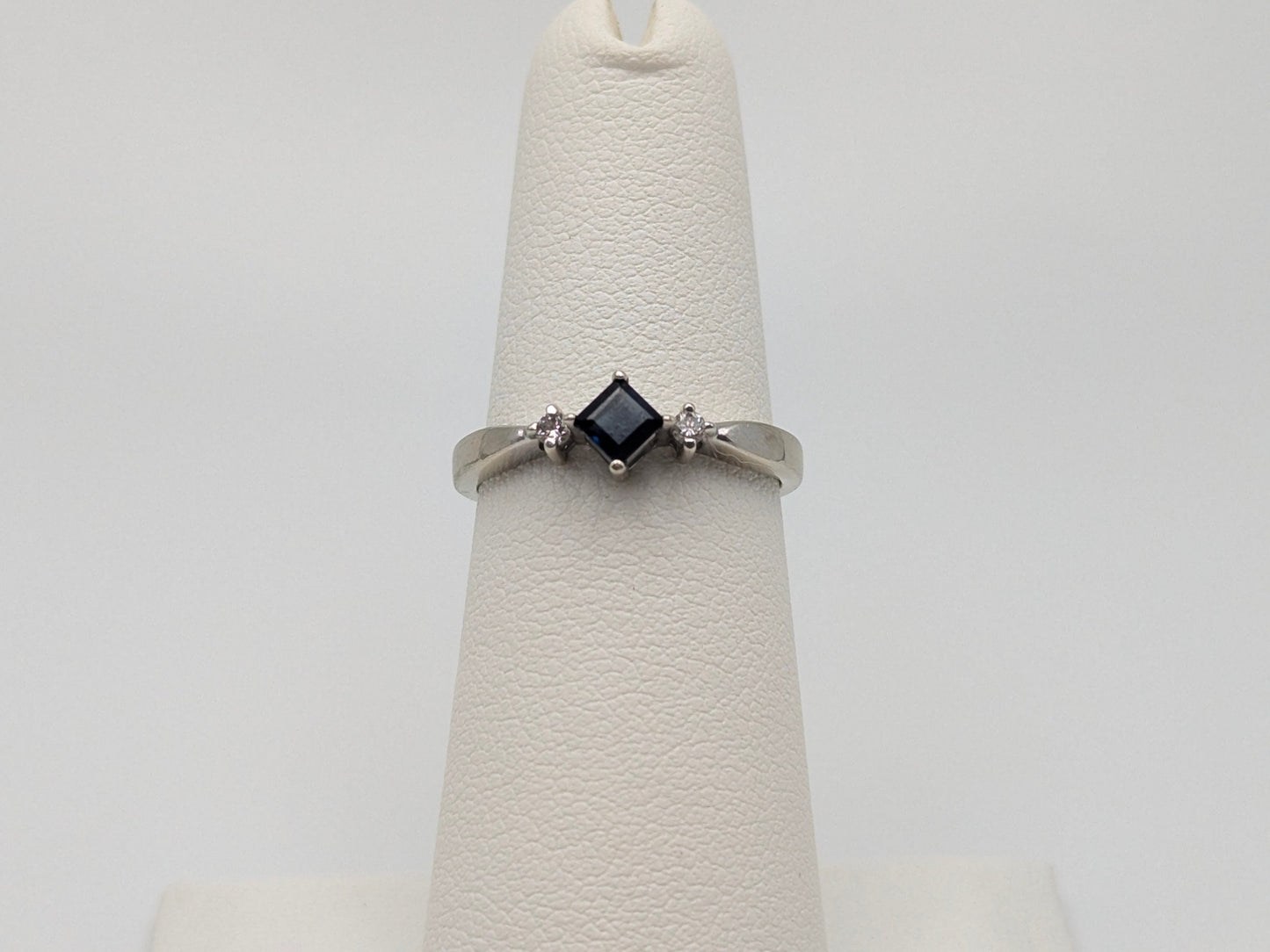 10k White Gold Sapphire Diamond Band Sapphire Solitare Promise Wedding Ring