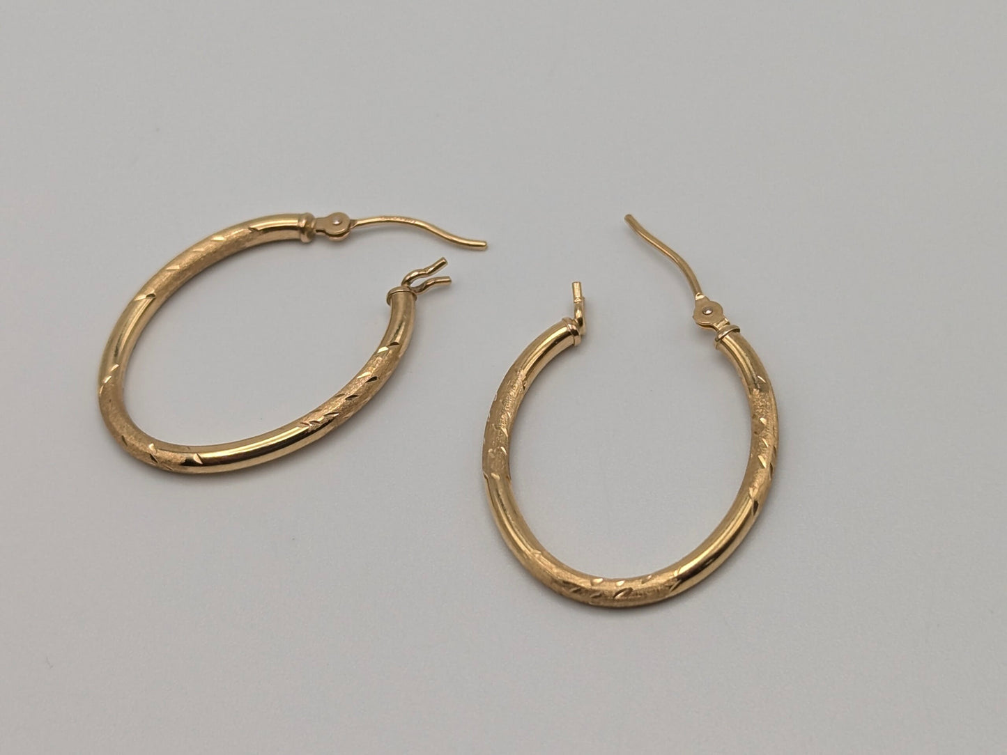 14k Yellow Gold Oval Hoop Dainty Earrings Classic Gold Medium Hoops