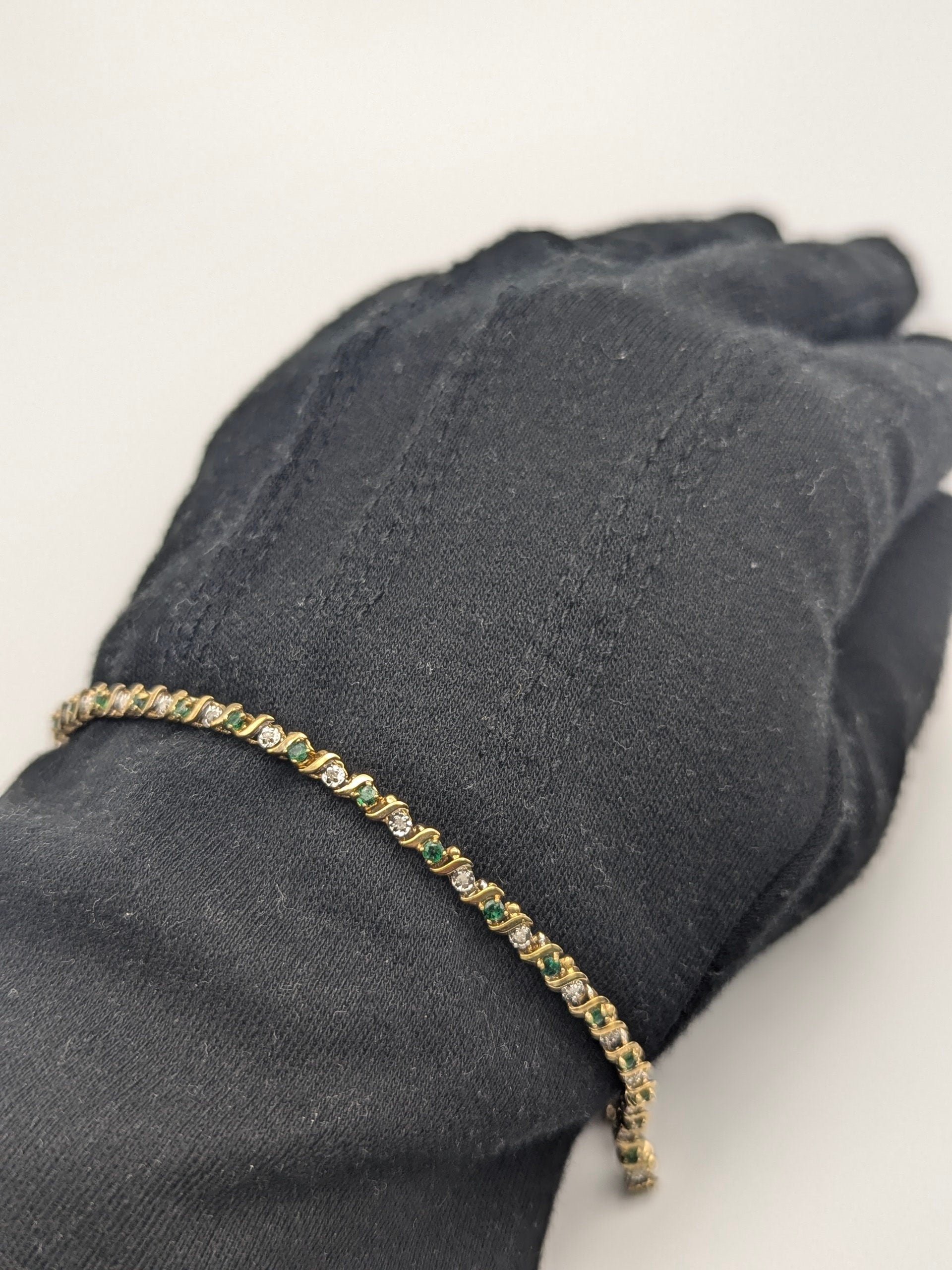 10k Solid Yellow Gold Emerald and Diamond Bracelet 5.7gr Diamond Tennis Bracelet 7"