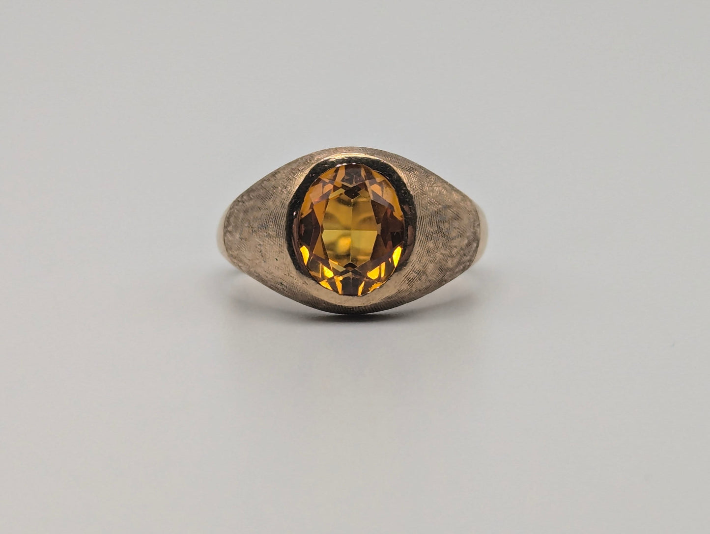 10k Yellow Gold Large Solitare Yellow Sapphire Cabochon Adjust Band Signet Ring