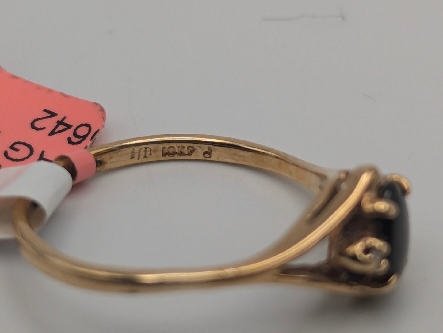 10k Yellow Gold Solitare Black Star Sapphire Diamond Band promise Ring