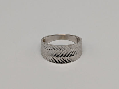 White Gold 10k Diamond Cut ZigZag Flat Tapered Band 9mm Textured Wedding Cigar Ring