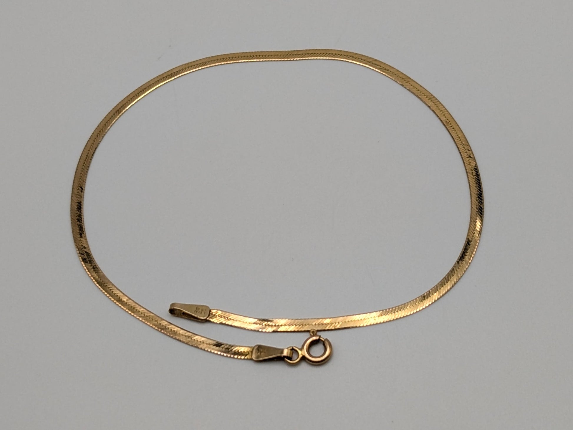 Yellow Gold 14k Italian Herring Bone Bracelet. 14k Herring Bone Chain Bracelet 9"
