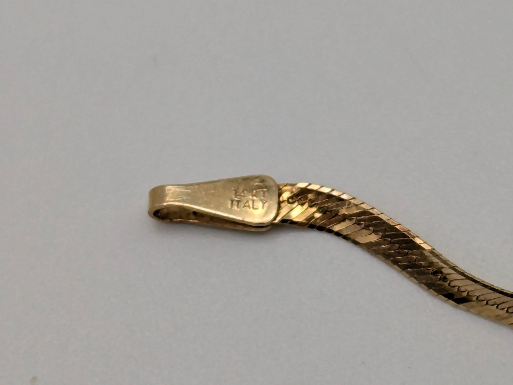 Yellow Gold 14k Italian Herring Bone Bracelet. 14k Herring Bone Chain Bracelet 9"