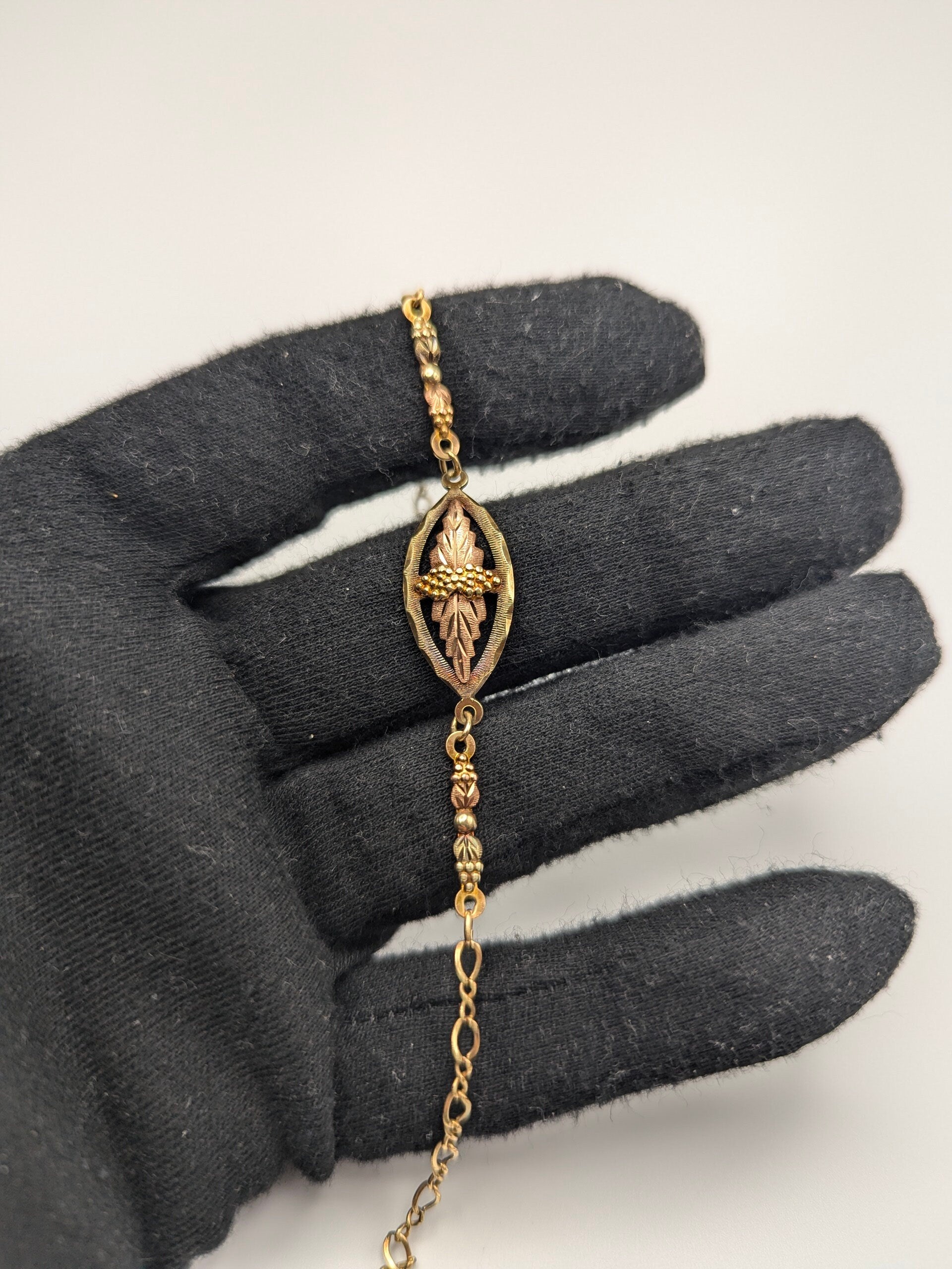 10k 12k Black Hills Gold Rose Gold Vine Bracelet. Black Hills Gold 10k Vine Bracelet.