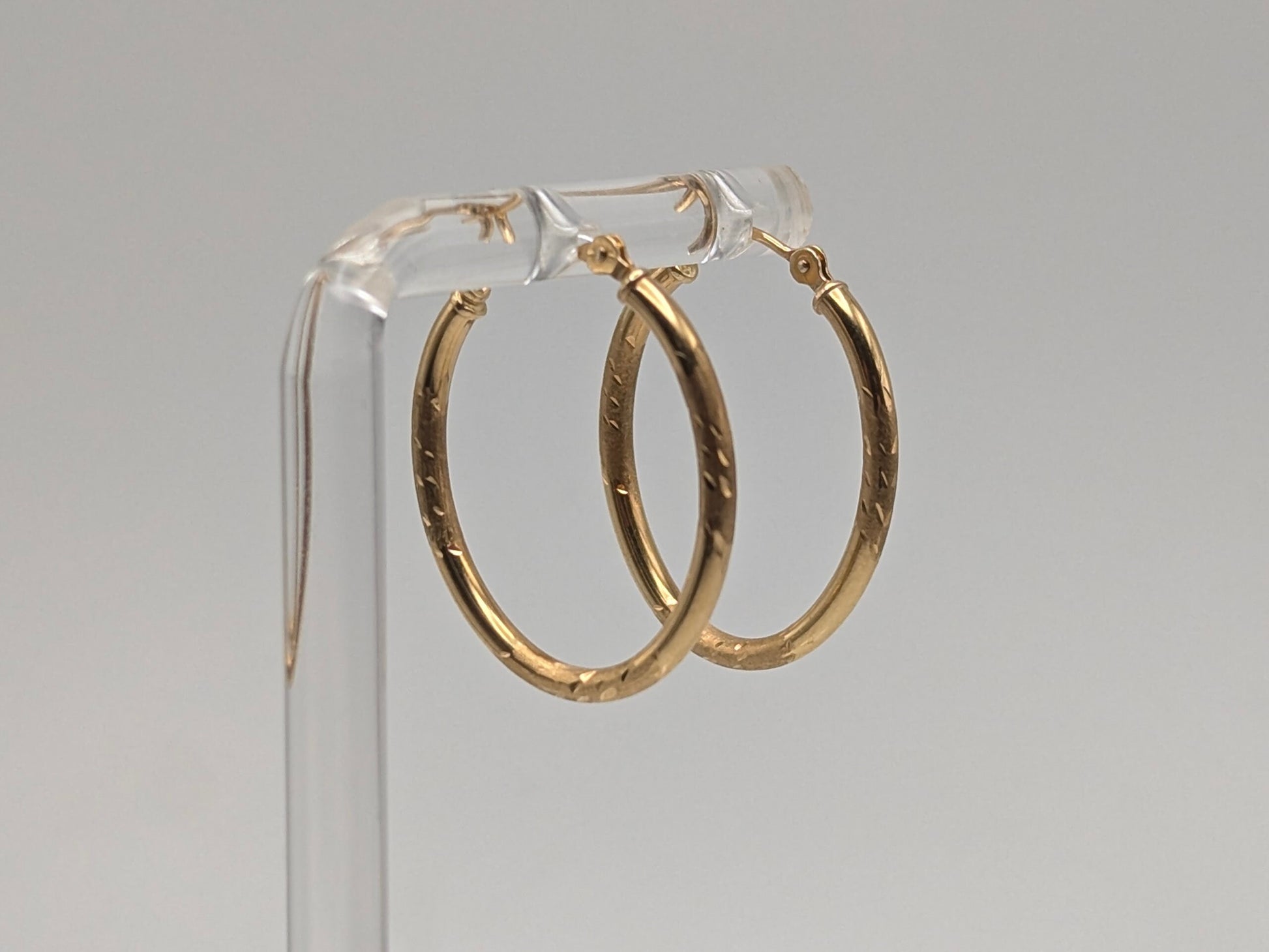 14k Yellow Gold Oval Hoop Dainty Earrings Classic Gold Medium Hoops