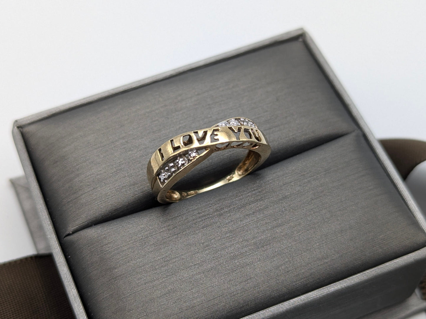 10k Yellow Gold "I Love You" Diamond Ring Anniversary Double Wedding promise Band.