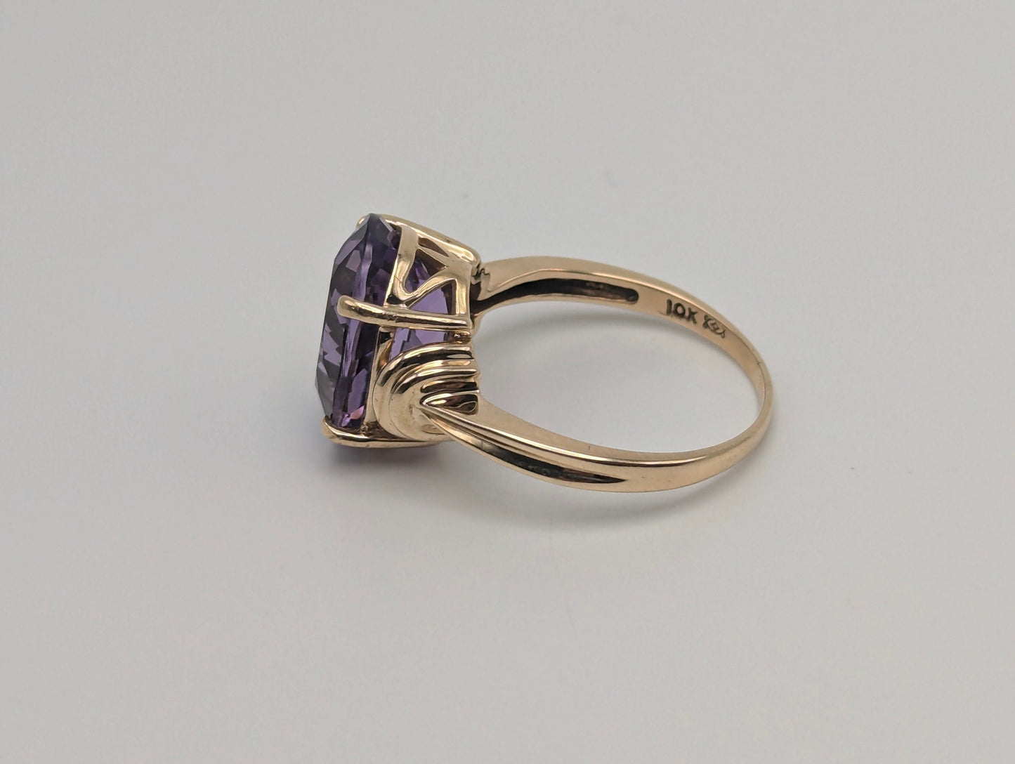 10k Yellow Gold Amethyst Diamond Ring. Vintage Promise Wedding Cocktail Band