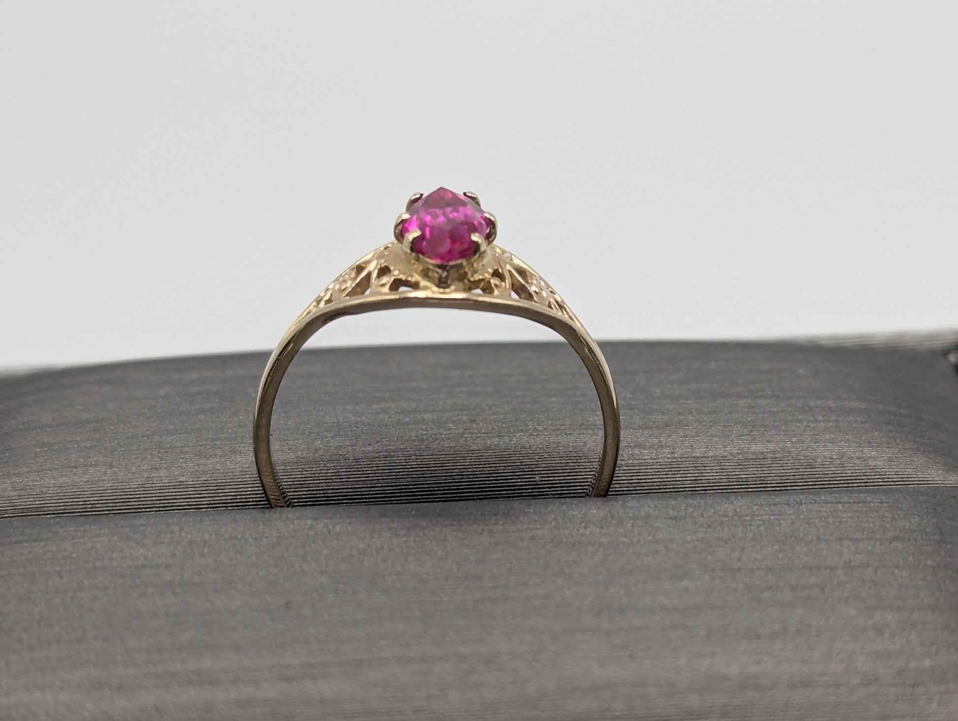 10k Yellow Gold Marquise Ruby Filigree Ring Promise Wedding Engagement Band.