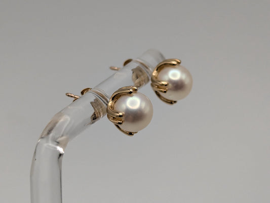 10k Yellow Gold Pearl Stud Earrings. White Pearl Studs 6.7 mm