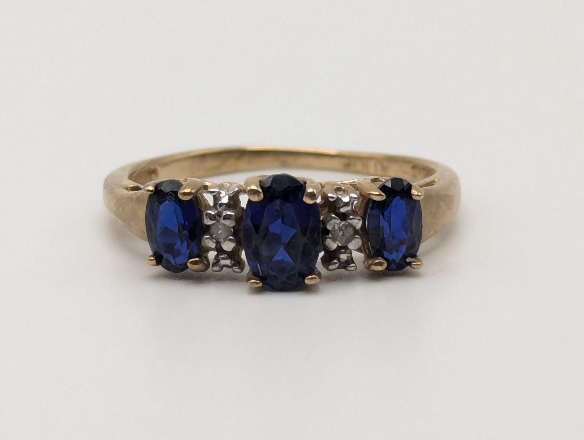 10k Yellow Gold Blue Sapphire Diamond Ring. Wedding Ring.Promise Band