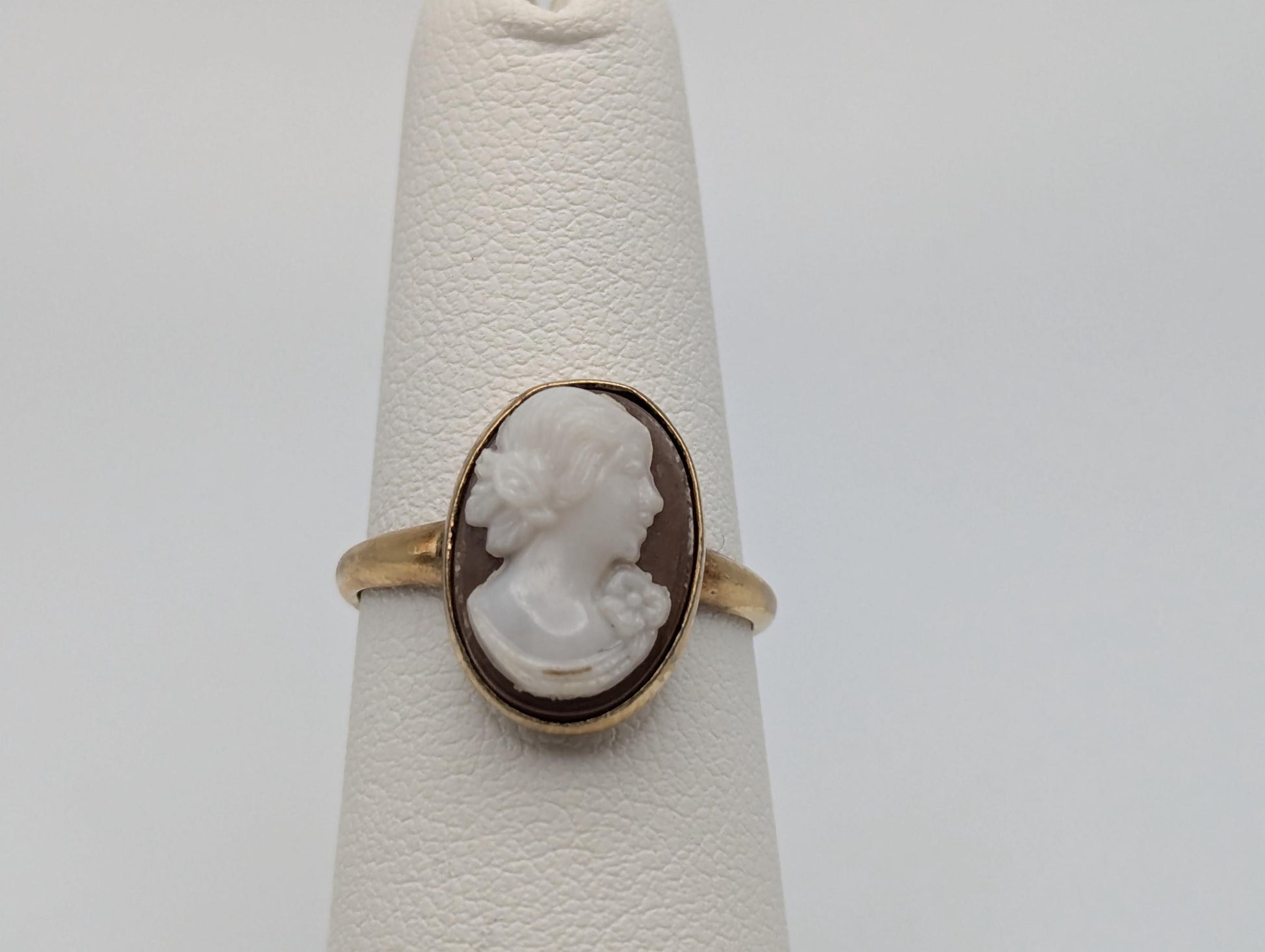 Antique 10k Gold Carnelian Cameo Ring Victorian Ring Cameo Statement Ring