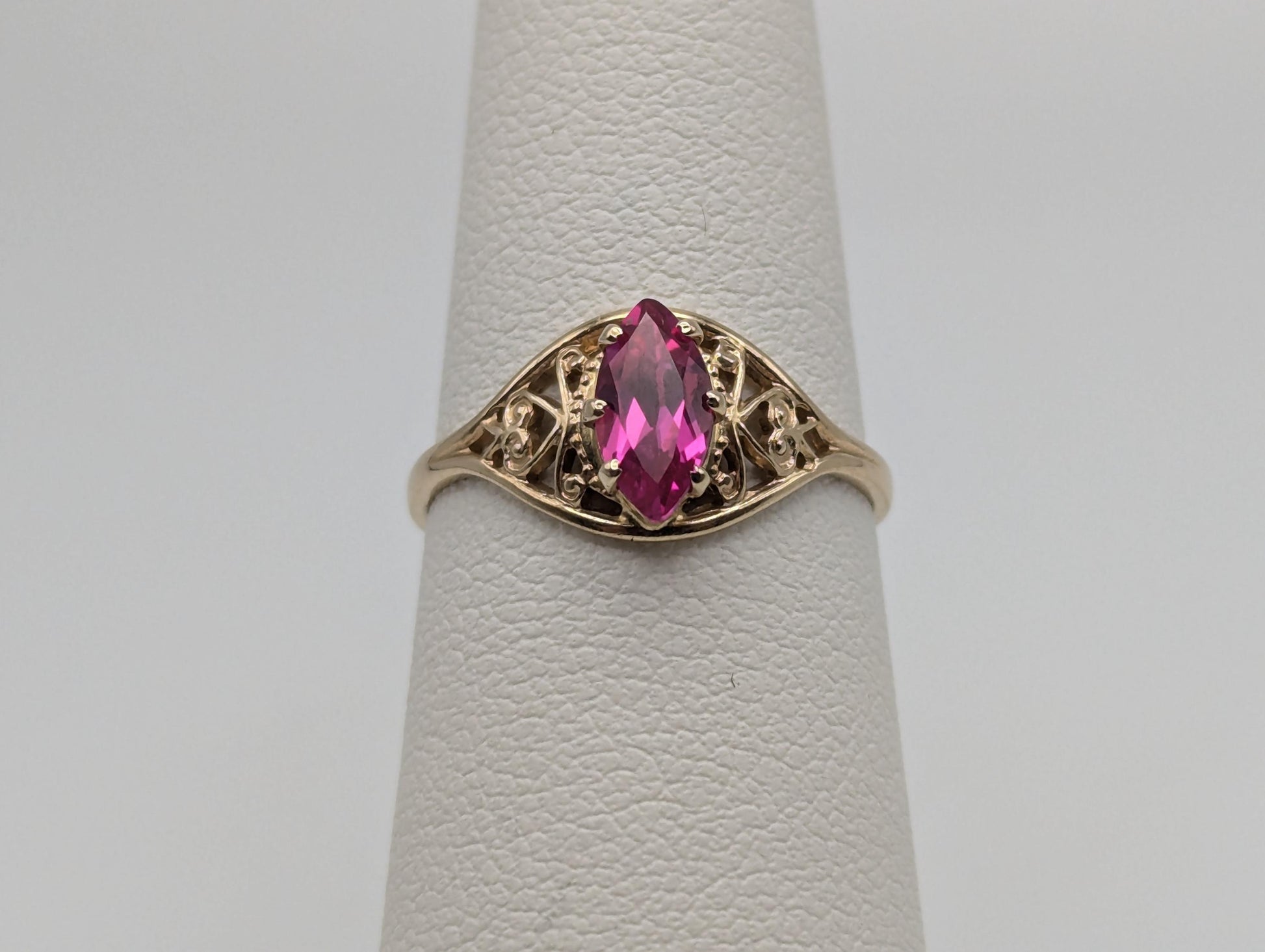 10k Yellow Gold Marquise Ruby Filigree Ring Promise Wedding Engagement Band.