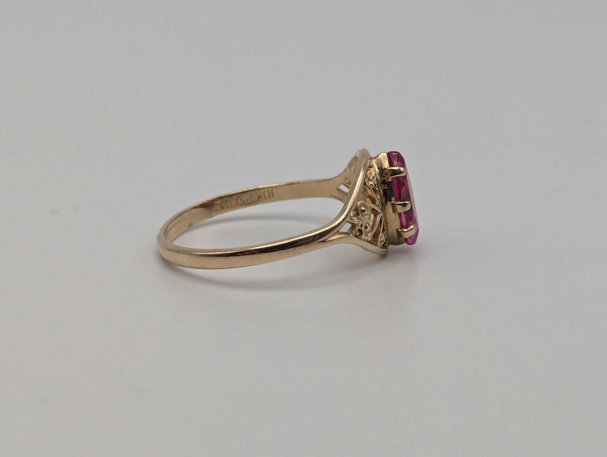 10k Yellow Gold Marquise Ruby Filigree Ring Promise Wedding Engagement Band.