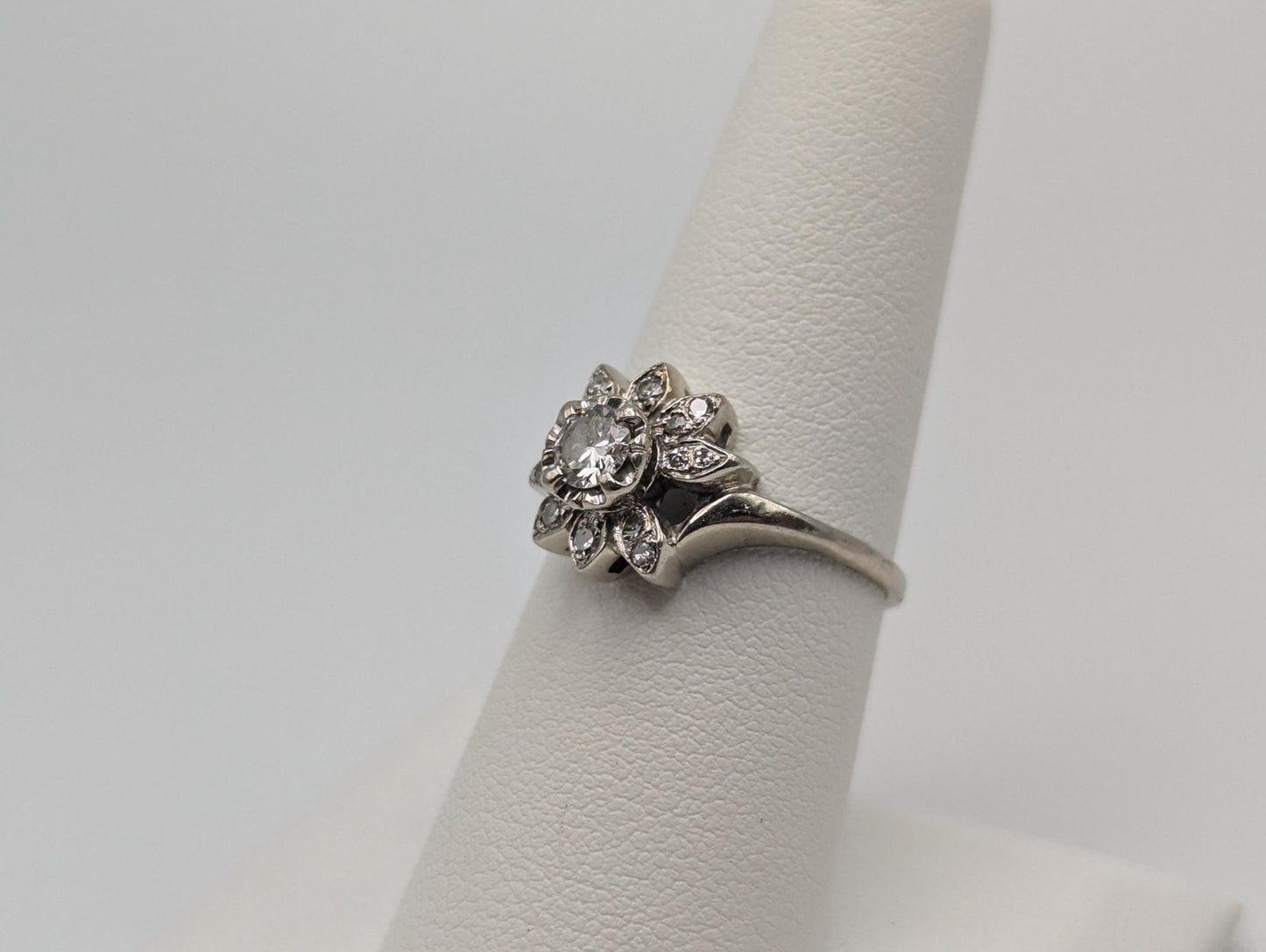 14k White Gold Diamond 0.50ct Flower Ring Statement Wedding Engagement Ring Band