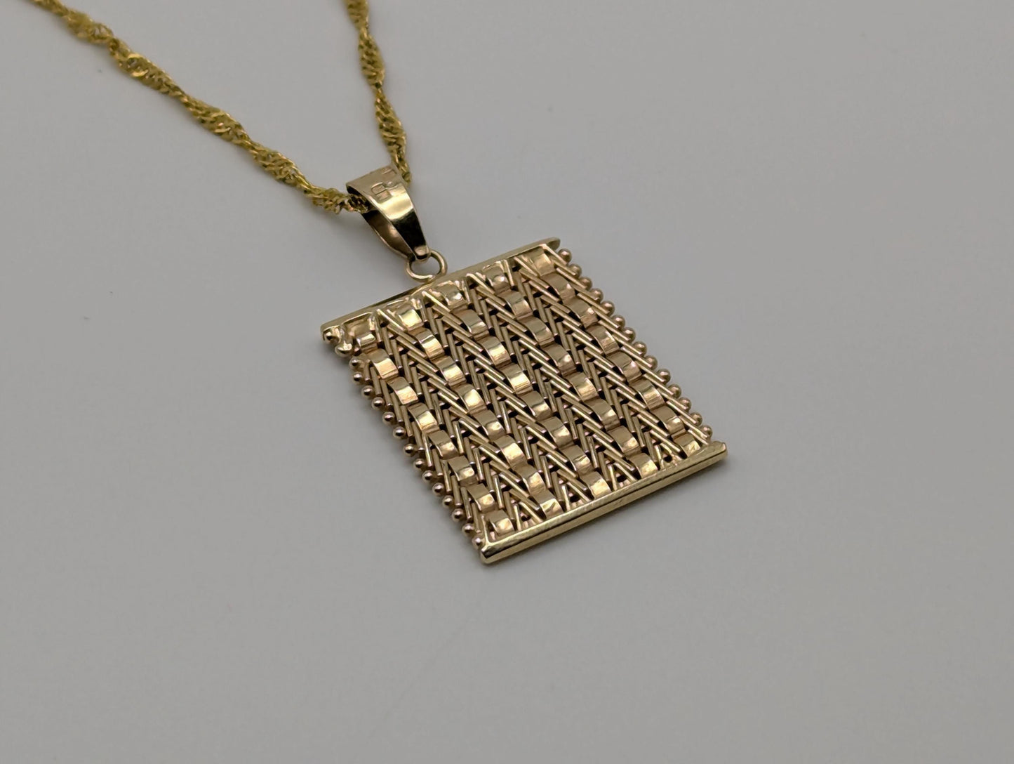 14K Heavy 5.3gr Solid Gold Woven Pendant + Complimentary GF 18k Chain