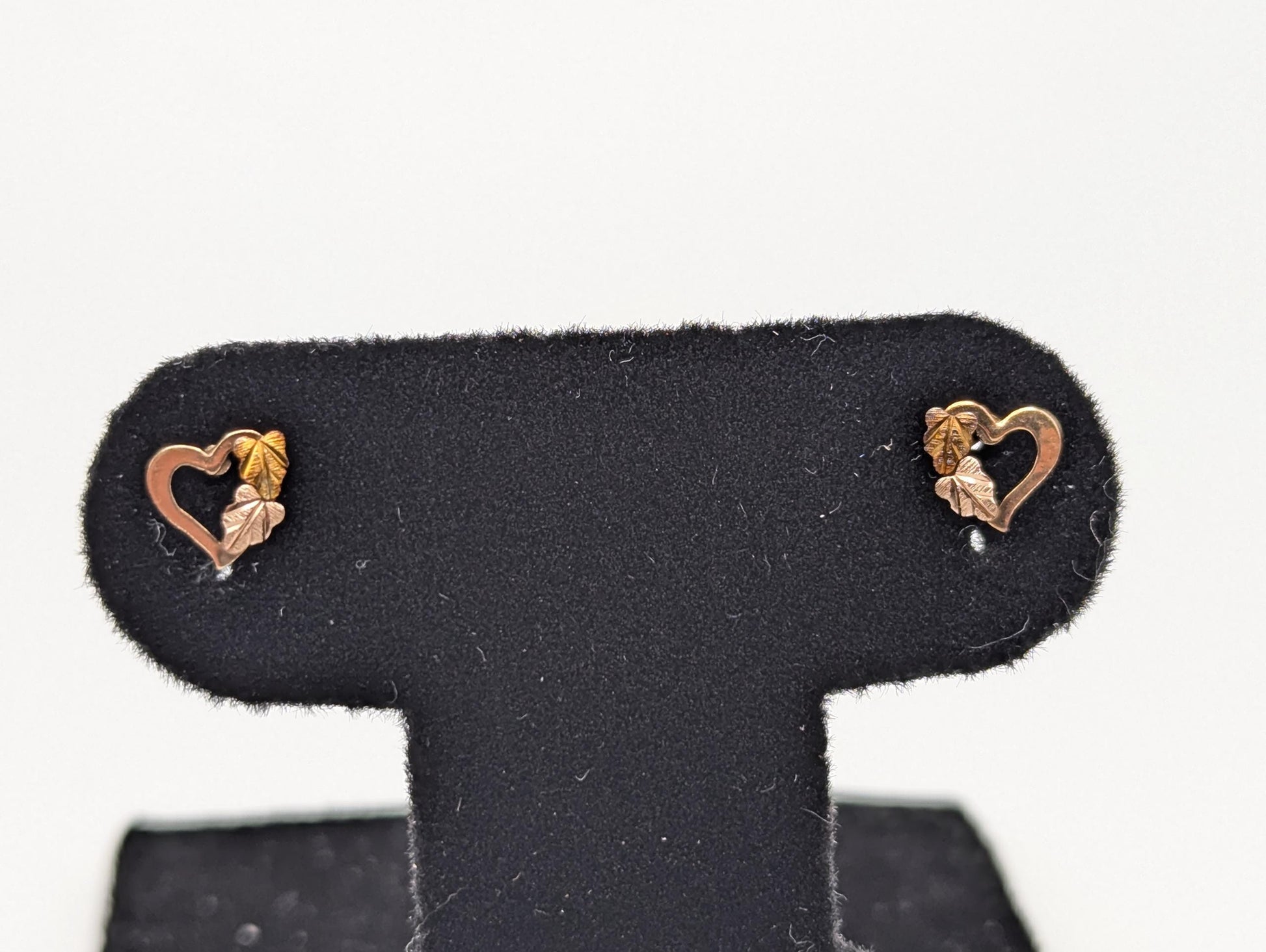 10k 12k Black Hills Gold Heart Earrings Tri Color Vintage Pierced Studs Gold Heart Earring