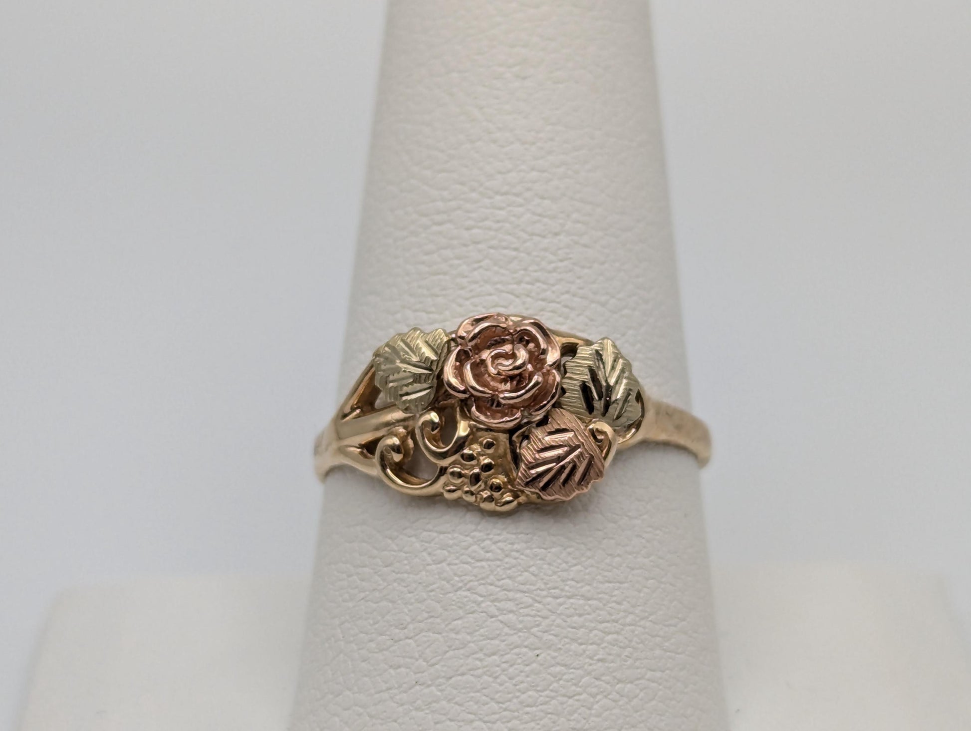 10k Multi-tone Gold Black Hills Signet Ring. Rose Gold Flower Vine Ring. Rose Ring.