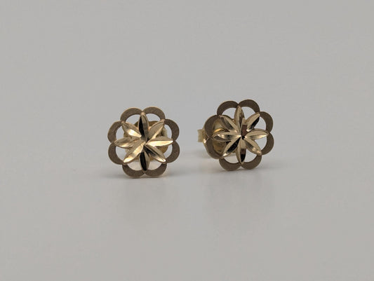 Dainty Whimsical Solid Gold 14K Yellow Gold Flower Stud Earrings