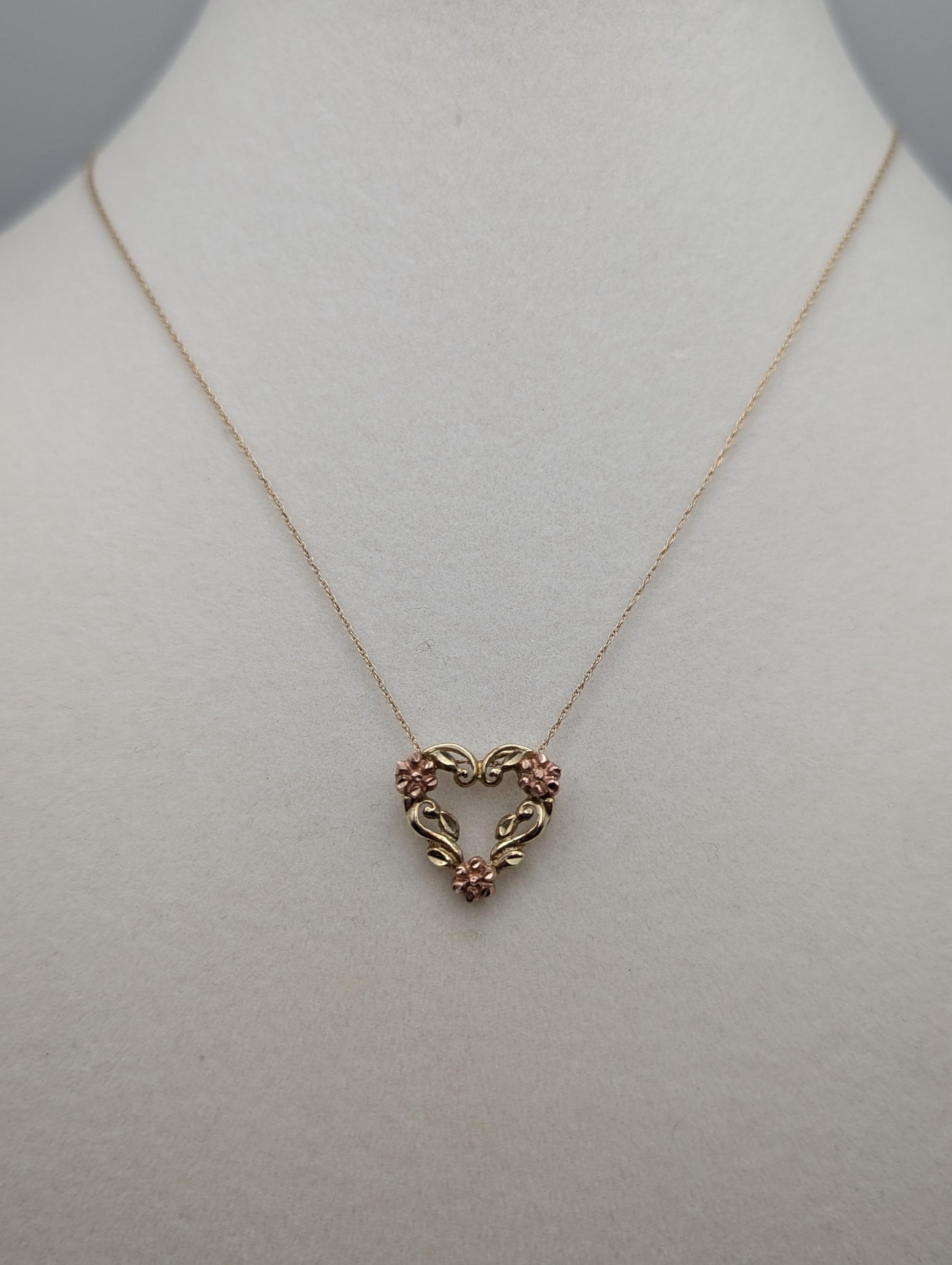 10k Yellow Gold Love Flower Heart Pendant Necklace Vintage Promise Pendant