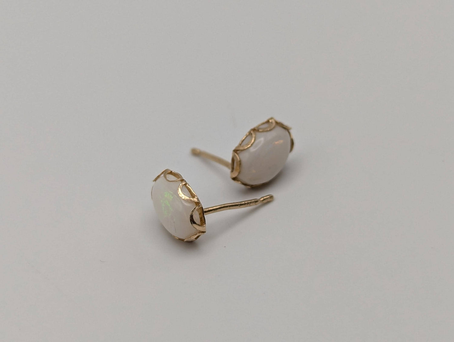 14k Yellow Gold Opal Earrings. 14k Opal Womens Stud Earrings.