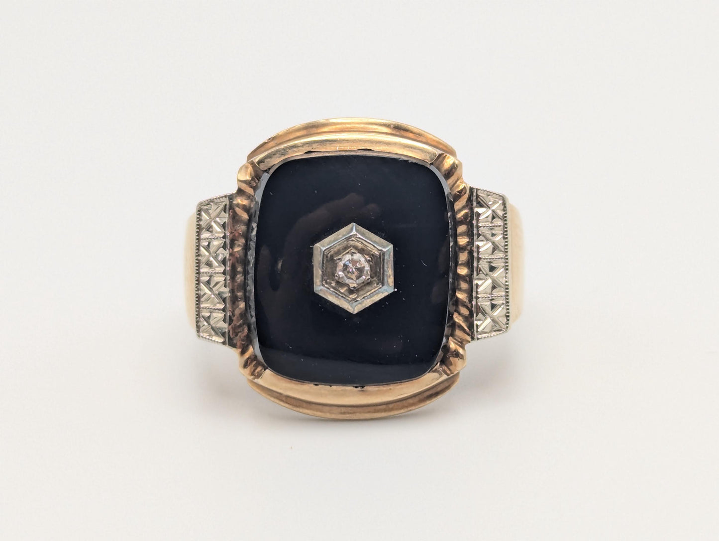 Vintage Solid Gold 7.3gr 10k Black Onyx Diamond Ring Signet Wedding Ring HEAVY!