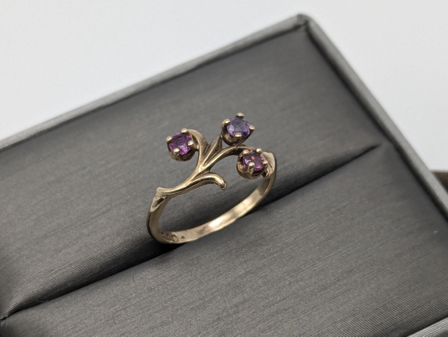 Vintage 10k Yellow Gold Ruby Amethyst Flower Ring Promise Band