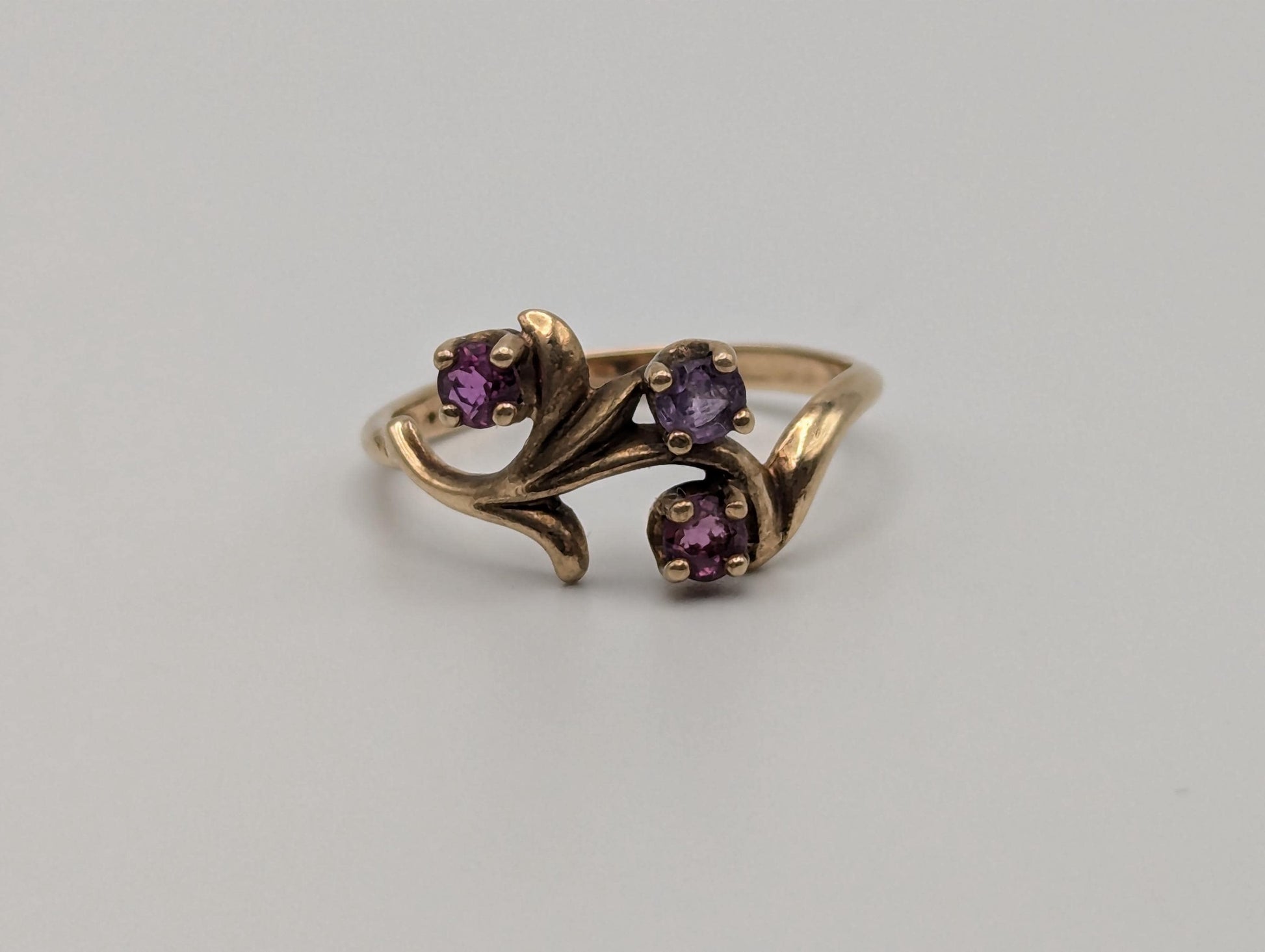 Vintage 10k Yellow Gold Ruby Amethyst Flower Ring Promise Band