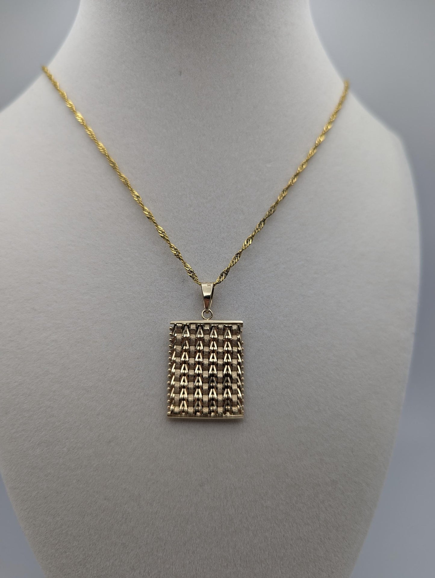 14K Heavy 5.3gr Solid Gold Woven Pendant + Complimentary GF 18k Chain