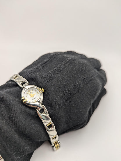Vintage Gucci Womens Wristwatch 90s Gucci Quartz Watch