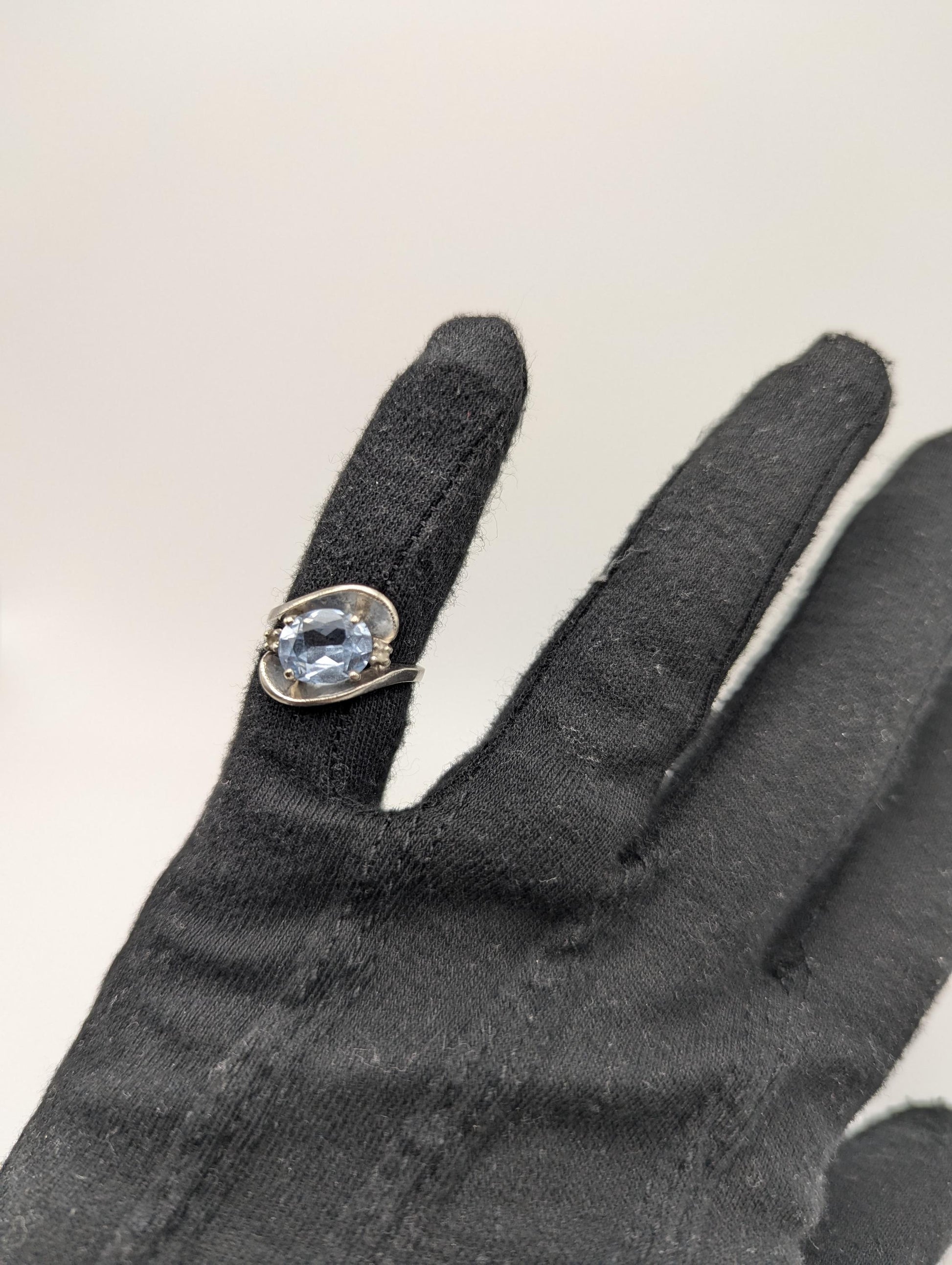 14k White Gold Blue Spinel Ring. Cocktail Statement Ring.