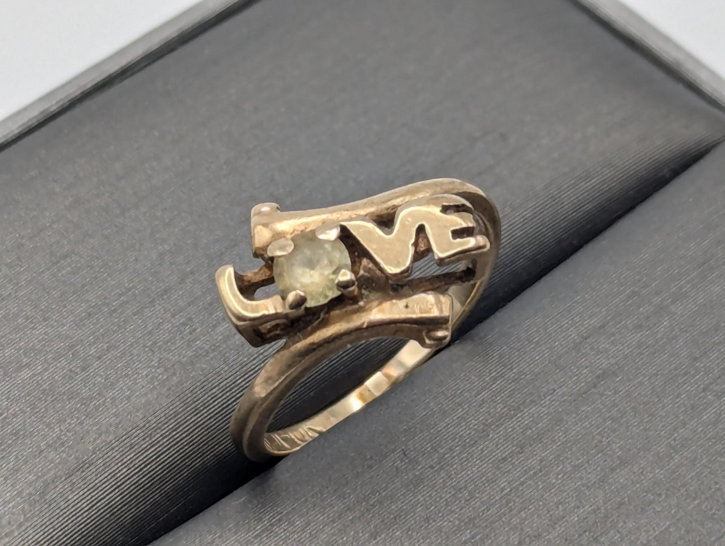 10k Yellow Gold Love Quartz Ring Promise Band Pinky Ring.