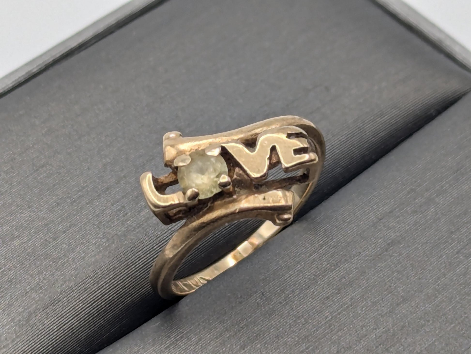 10k Yellow Gold Love Quartz Ring Promise Band Pinky Ring.