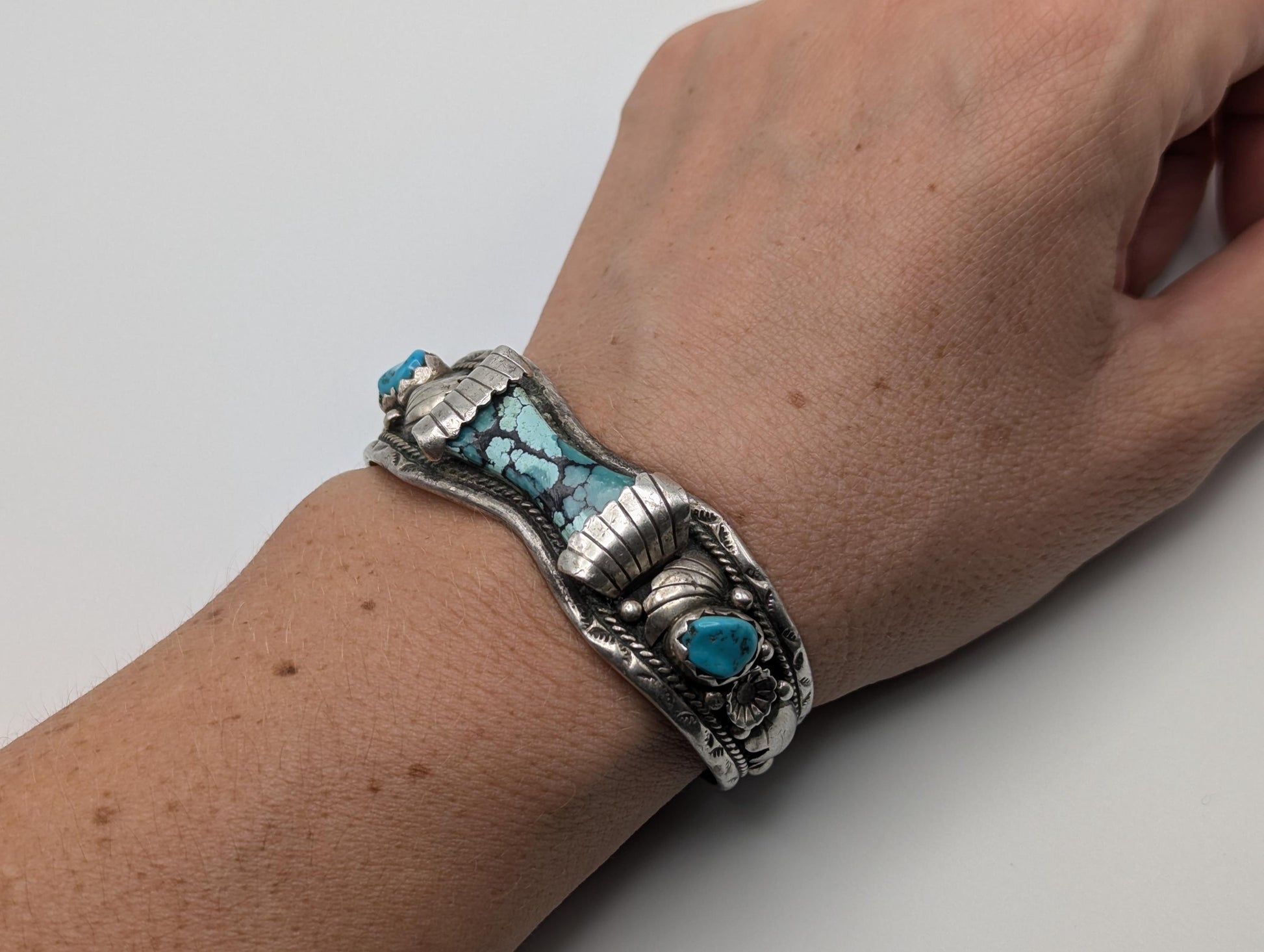 Vintage Navajo Silver J Johnson Turquoise Cuff Bracelet Sterling Silver Turquoise Bracelet