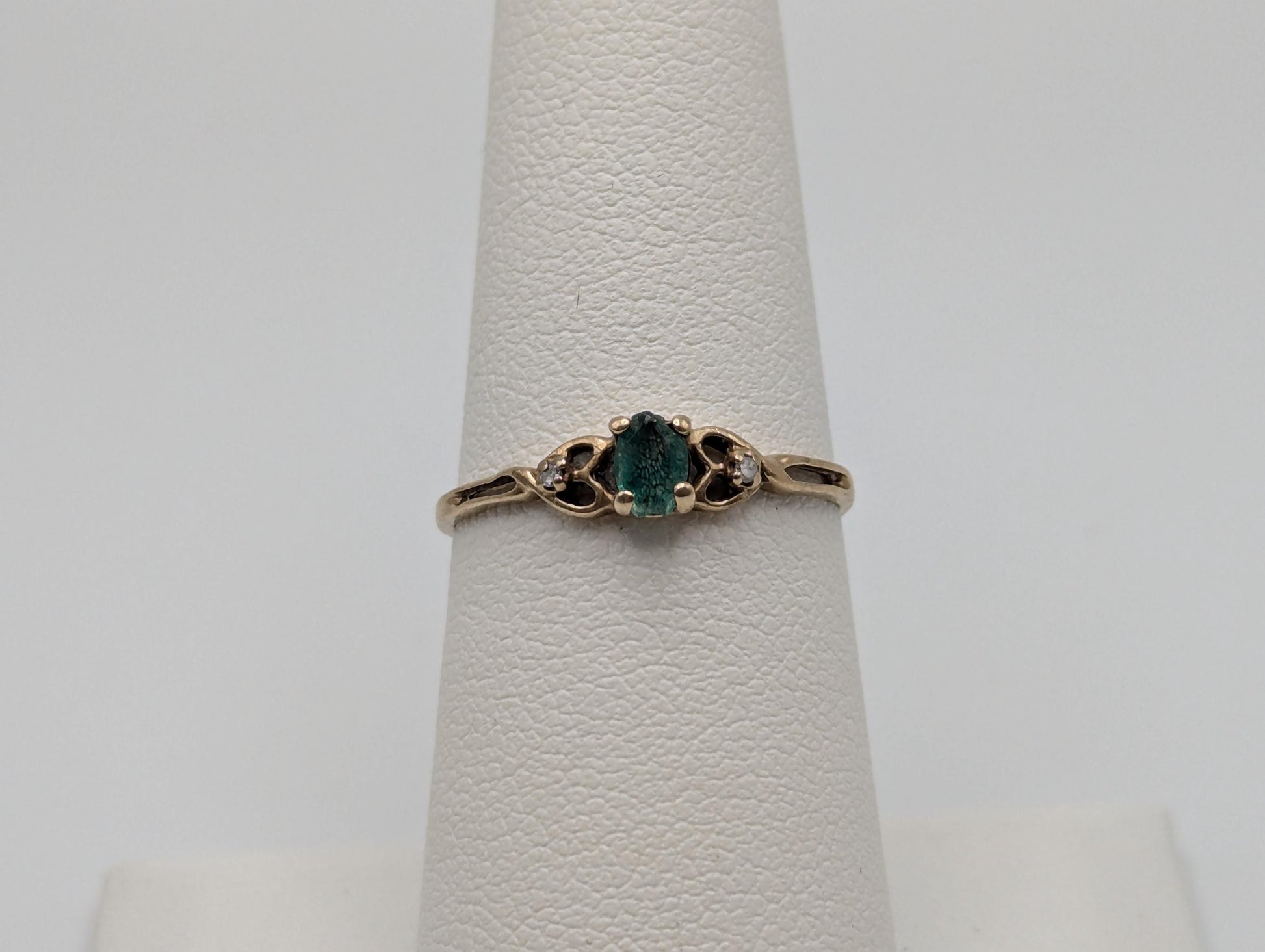 10k Yellow Gold Green Emerald Diamond Ring Wedding Ring Promise Band