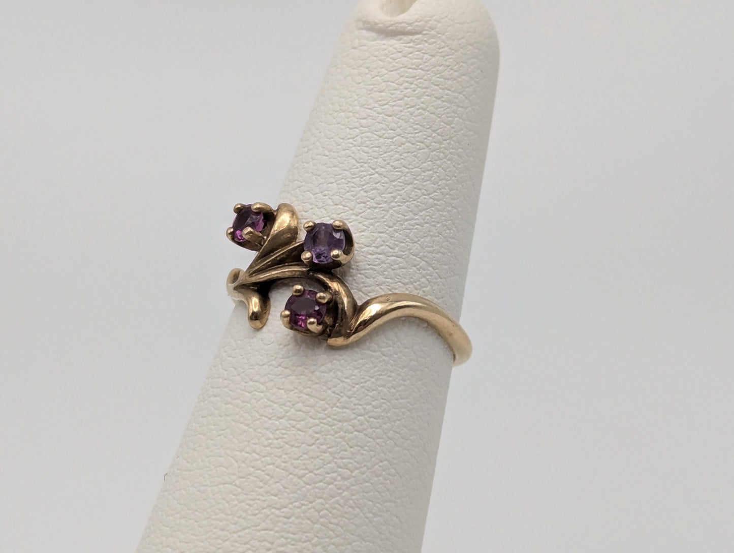 Vintage 10k Yellow Gold Ruby Amethyst Flower Ring Promise Band