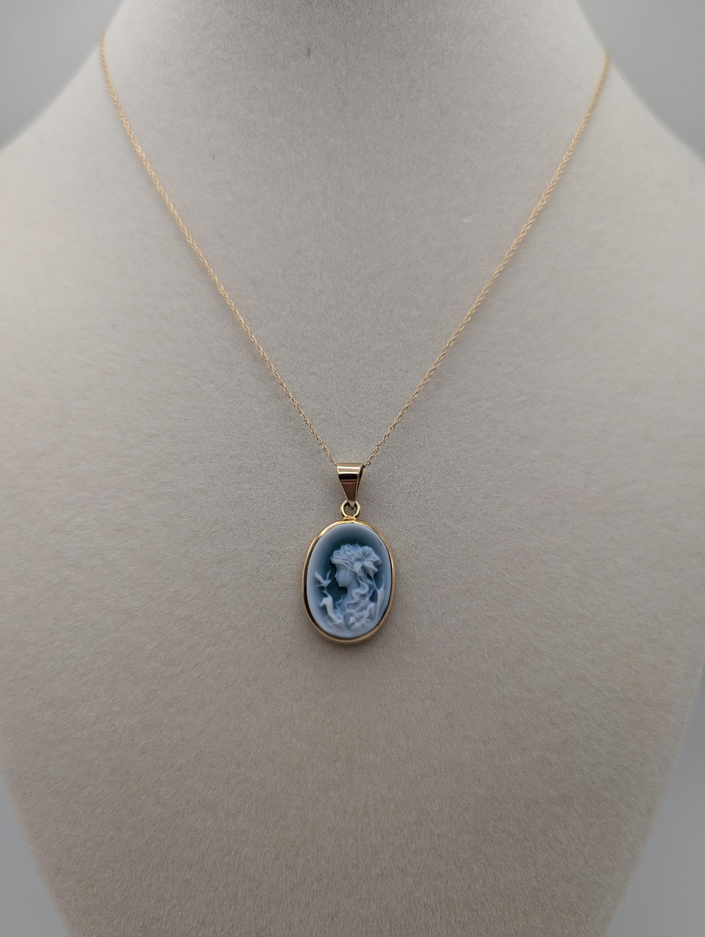 14k Italy Yellow Gold Lady Cameo Pendant Necklace. Blue Agate Cameo Necklace.