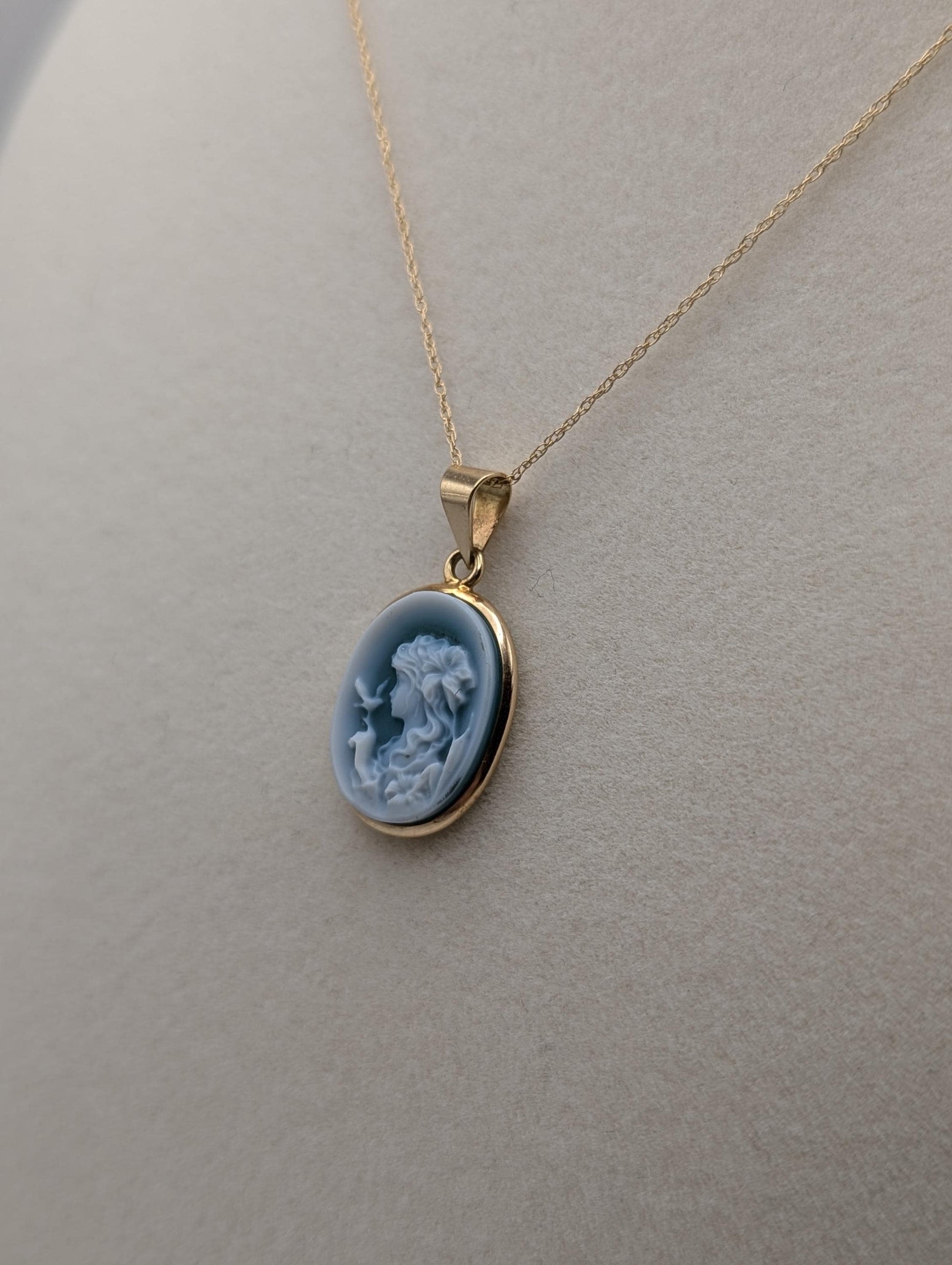 14k Italy Yellow Gold Lady Cameo Pendant Necklace. Blue Agate Cameo Necklace.