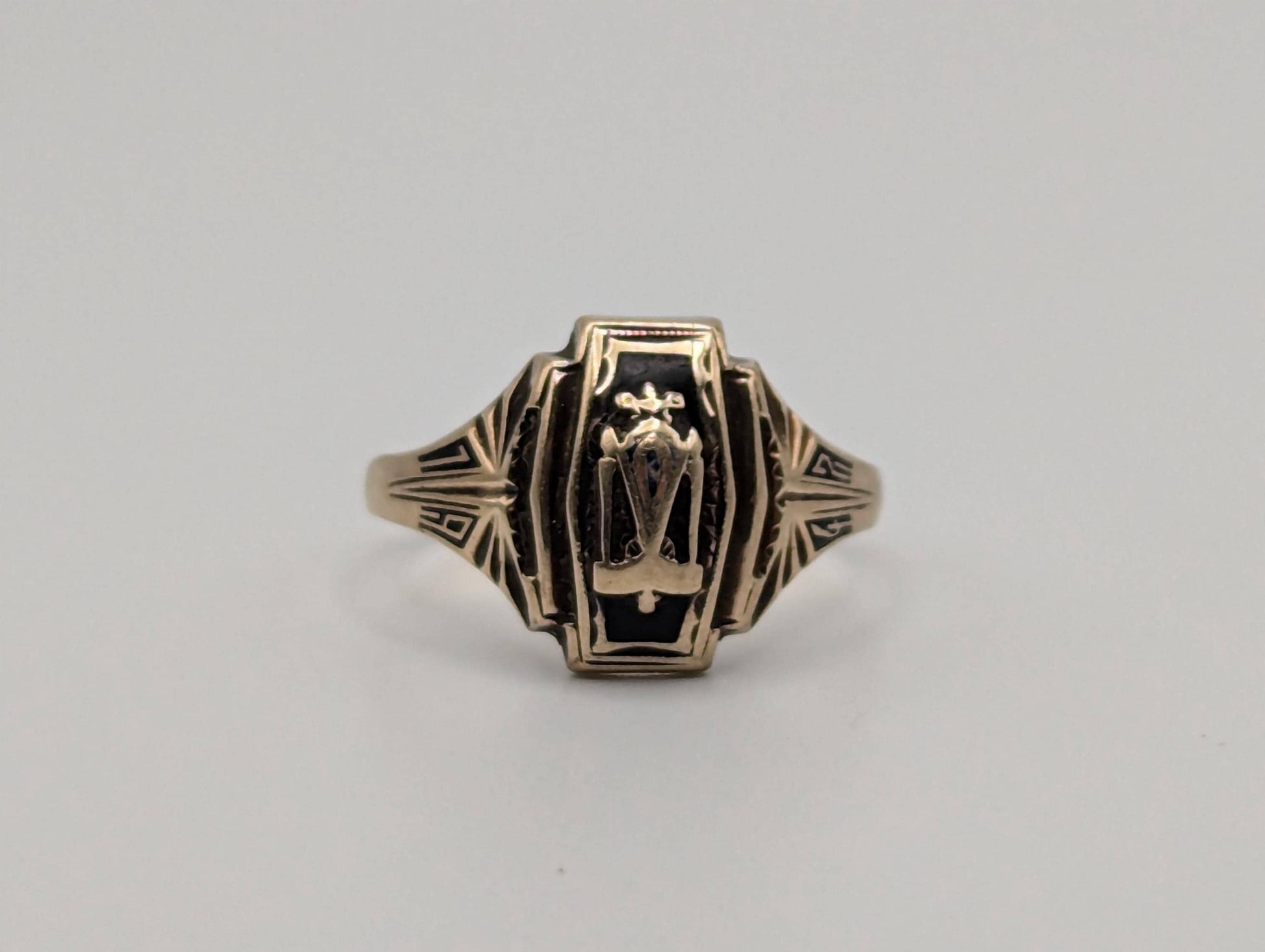 Antique 10k 1942 Jostens Class Ring. Vintage Class Ring. Signet Ring.