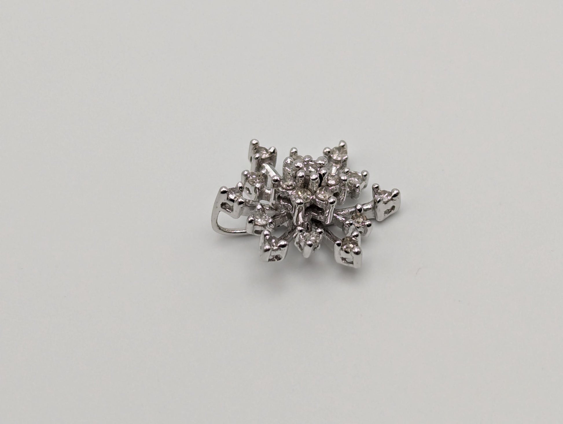 10K White Gold Diamond Snowflake Diamond Pendant .25 ctw