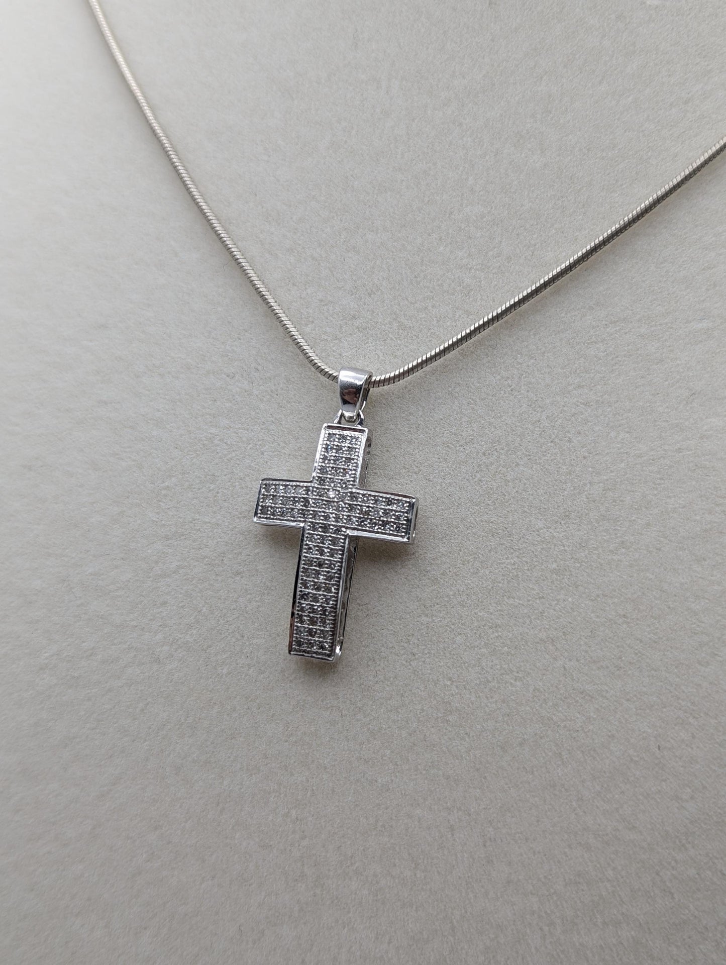 10K White Gold .52ctw Diamond Cross Pendant Crucifix Pendant