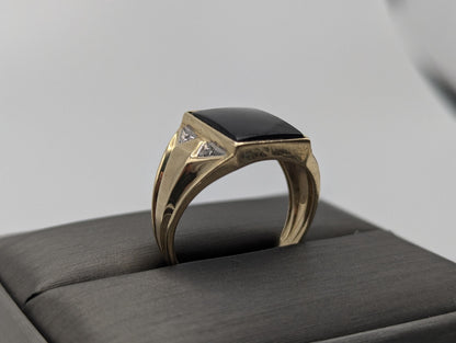 Vintage Solid Gold 4.5gr 10k Black Onyx Diamond Ring Signet Wedding Ring