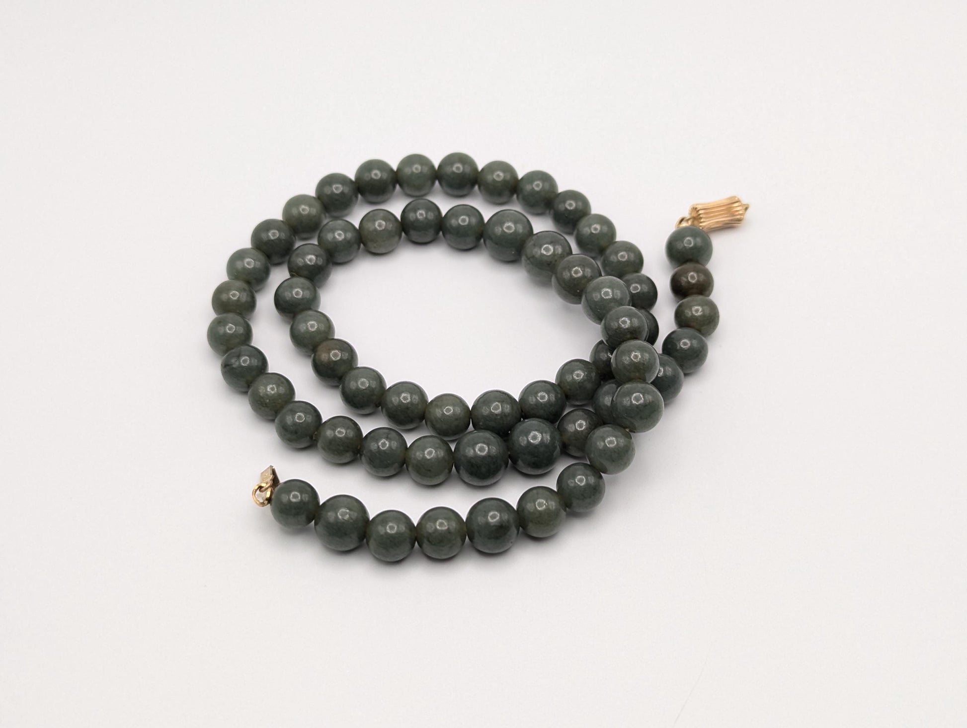 14K Natural Nephrite Jade Bead Necklace. Jade Round Green Beads Necklace 18"