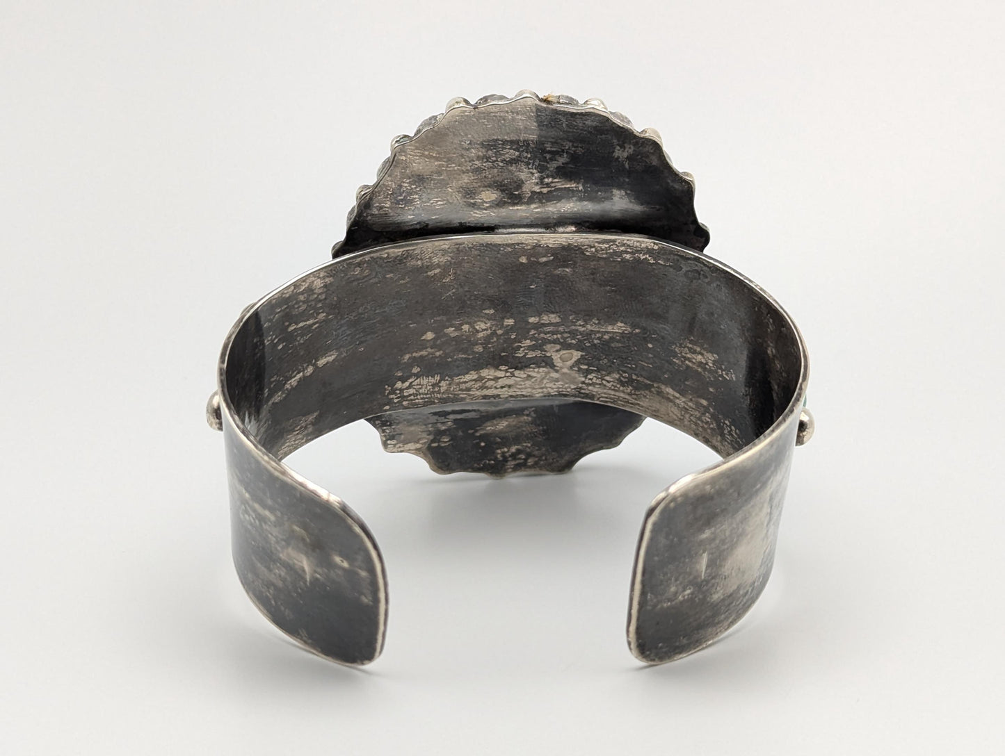 Vintage Southwestern Sterling Silver Navajo Heavy 120 gr Turquoise Cluster Bracelet Cuff