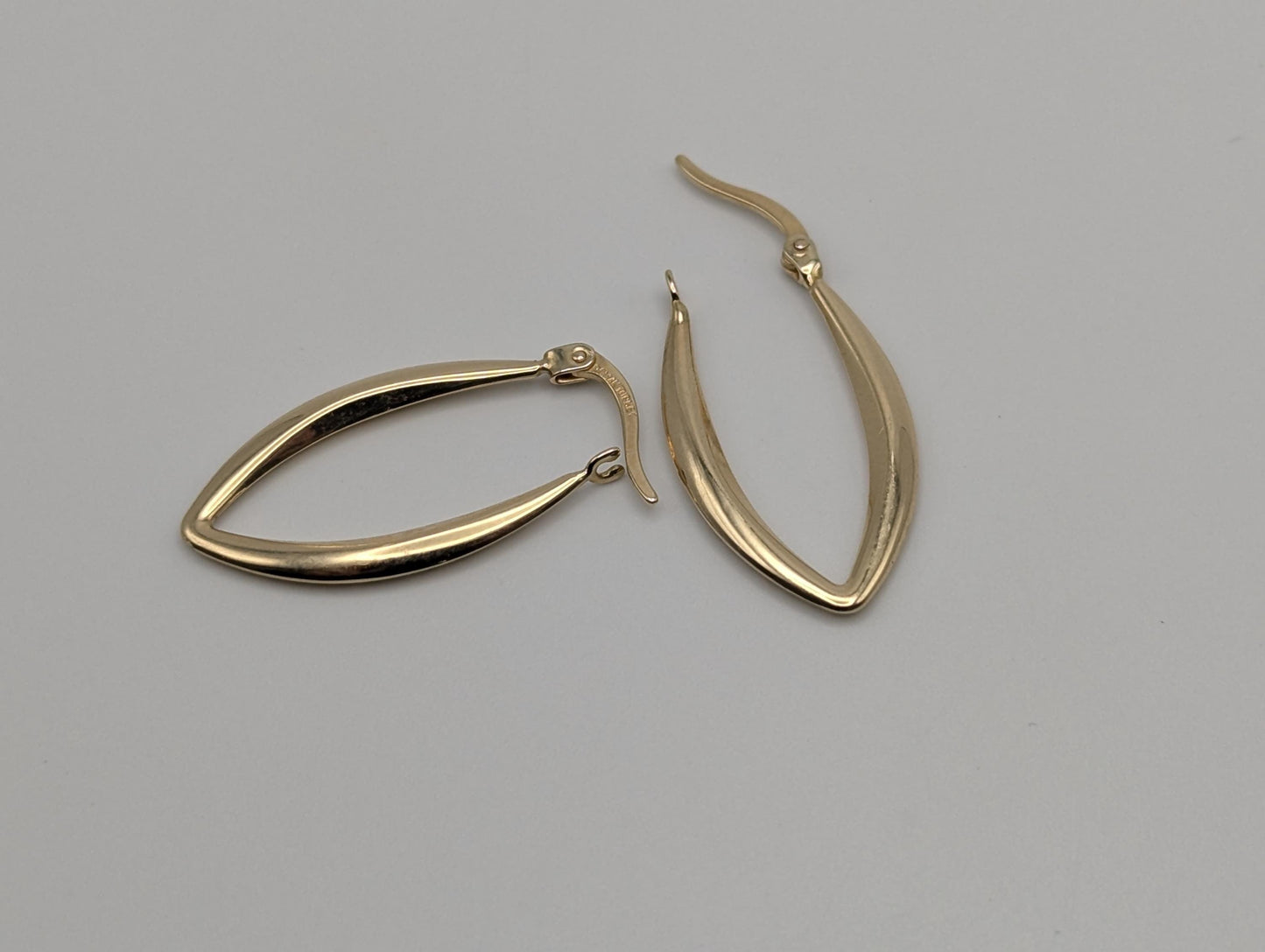 14k Yellow Gold Diamond Cut Hollow Oval Hoops w Hanging Lever Hoop Earrings