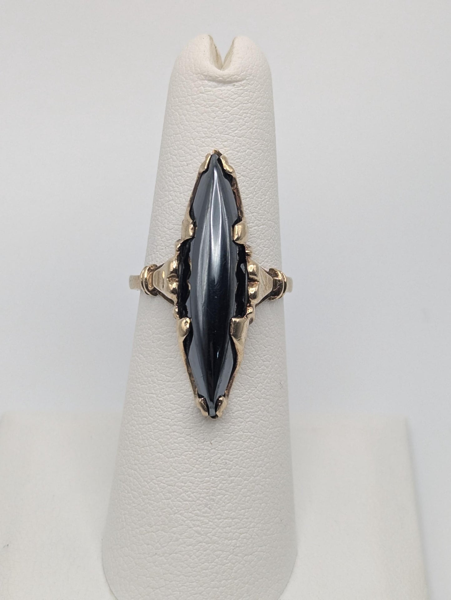 10k Yellow Gold Vintage Hematite Stone Art Deco Cocktail Ring