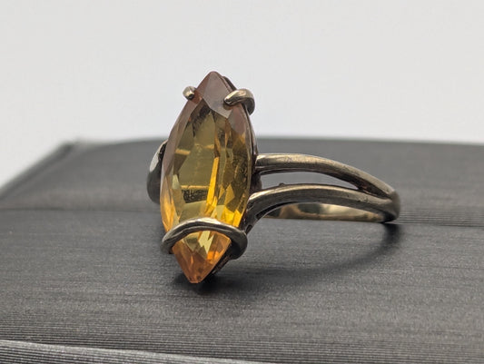 10k Yellow Gold Vintage Yellow Sapphire Stone Art Deco Ring Cocktail Pinky Ring.